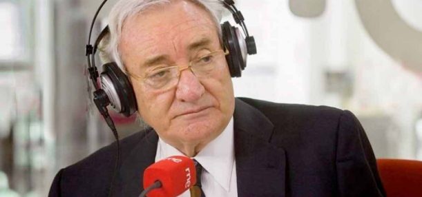 El maestro de la radio española, Luis del Olmo, recibe el Caracol de Honor